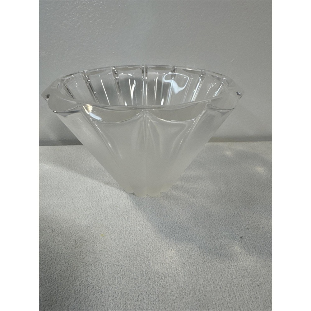 VTG‎ Vase Rosenthal Germany Frosted Fluted Frosted Short Squat Crystal Bowl